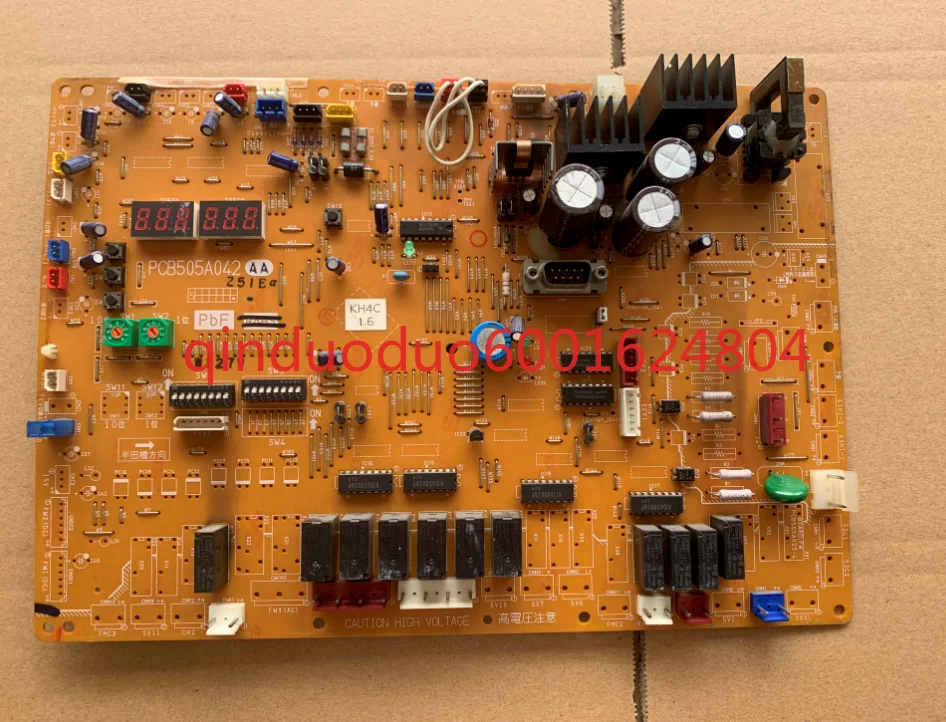 Central air conditioning computer board PCB505A042AA external machine main board control board
Central air conditioning computer board PCB505A042AA external machine main board control board