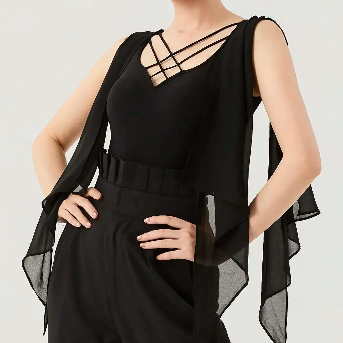 2025 Ballroom Dance Clothing Sexy V-neck Ruffled Sleeveless Top For Women Modern Dance Clothes Waltz Costumes Wearing DN23285
2025 Ballroom Dance Clothing Sexy V-neck Ruffled Sleeveless Top For Women Modern Dance Clothes Waltz Costumes Wearing DN23285