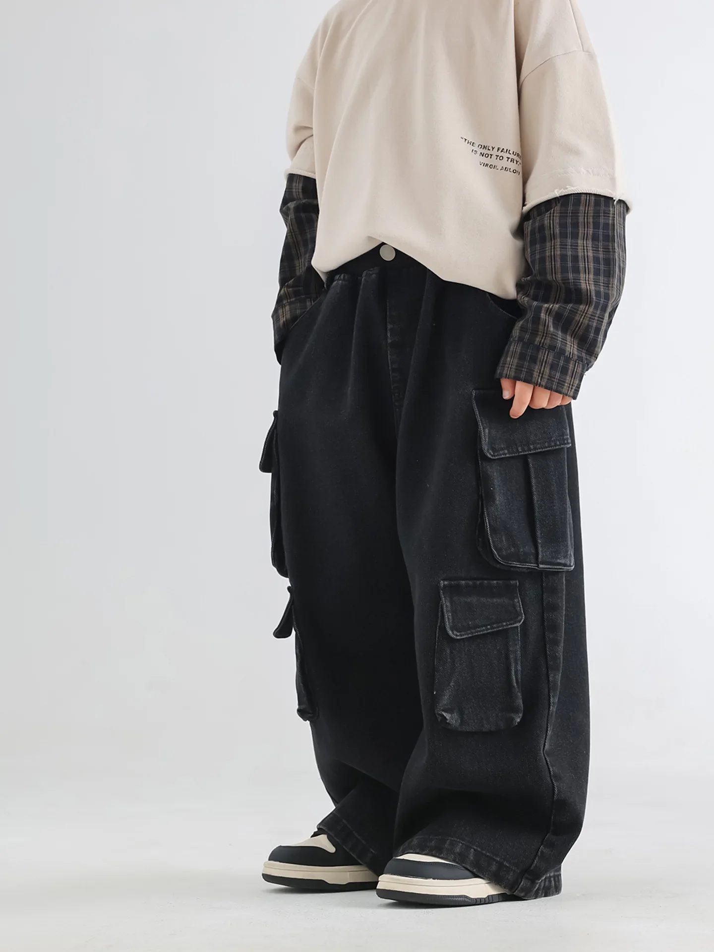 2025 Spring New Boys Korean Style Handsome All Match Cargo Casual Pants Children Clothing Boys Retro Style Loose Jeans
2025 Spring New Boys Korean Style Handsome All Match Cargo Casual Pants Children Clothing Boys Retro Style Loose Jeans