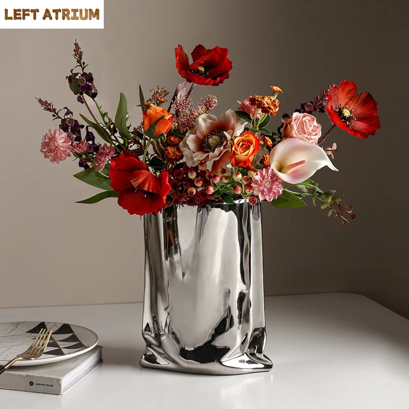 Silver Plated Ceramic Vase Desk Decoration Creative Pleated Vases Decorative Flowers Pots Flower Arrangement Modern Home Decor
Silver Plated Ceramic Vase Desk Decoration Creative Pleated Vases Decorative Flowers Pots Flower Arrangement Modern Home Decor
