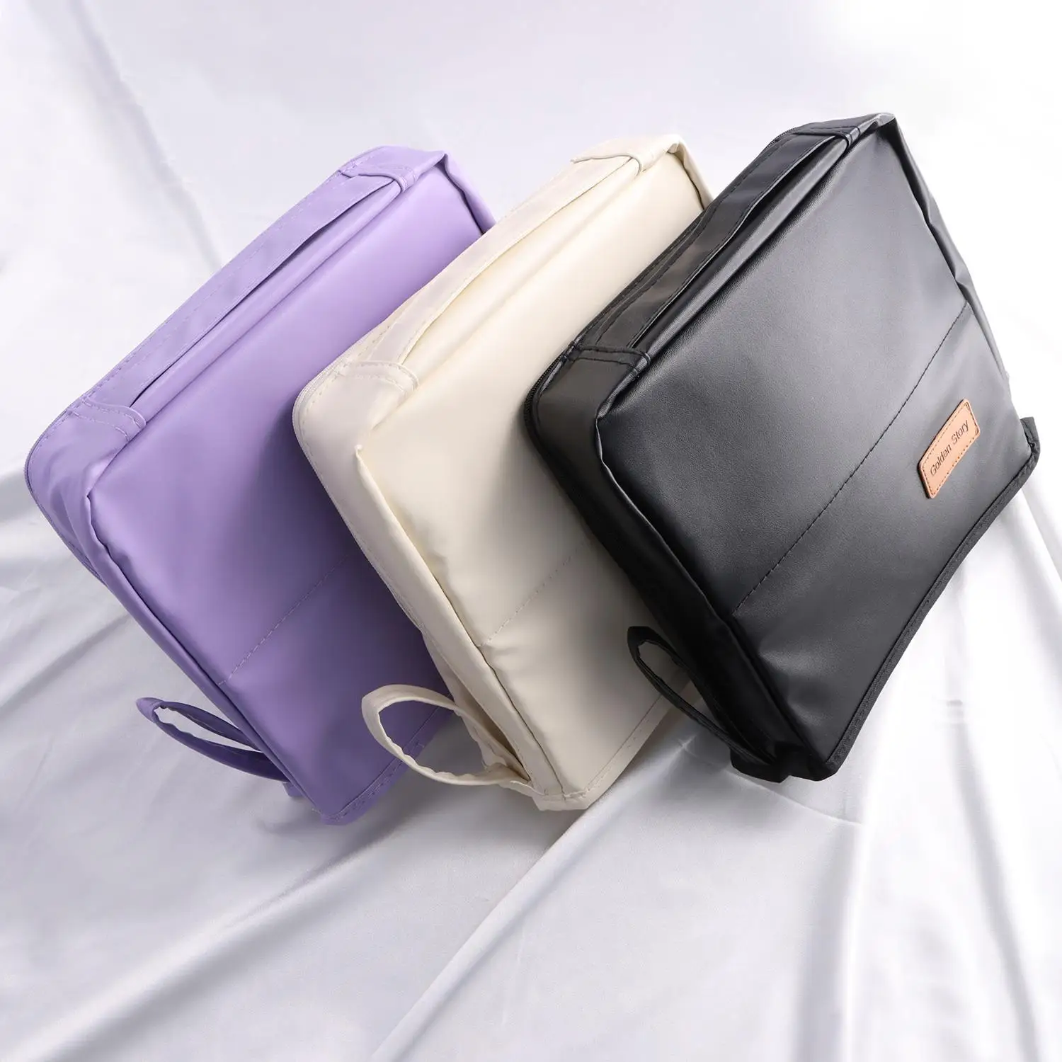 New Makeup Bag With Large Capacity Portable And High-end Outdoor Feel Layered And Multi-layer Waterproof Makeup bag
New Makeup Bag With Large Capacity Portable And High-end Outdoor Feel Layered And Multi-layer Waterproof Makeup bag