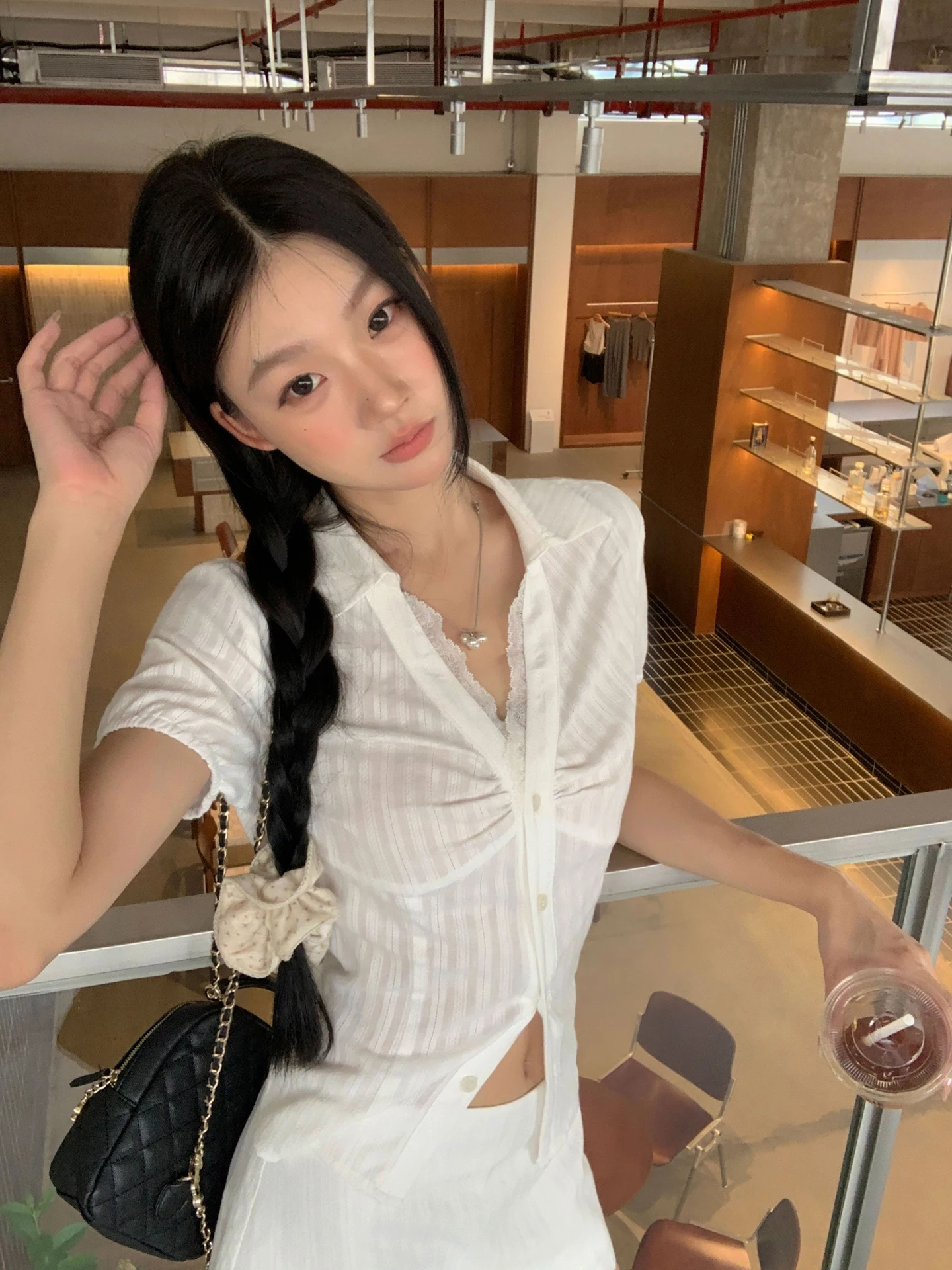 Женский летний белый топ Slim Fit ort Sve irt Sli Commute Sle, хлопковый дышащий топ с v-образным вырезом на пуговицах Fem Top
Женский летний белый топ Slim Fit ort Sve irt Sli Commute Sle, хлопковый дышащий топ с v-образным вырезом на пуговицах Fem Top