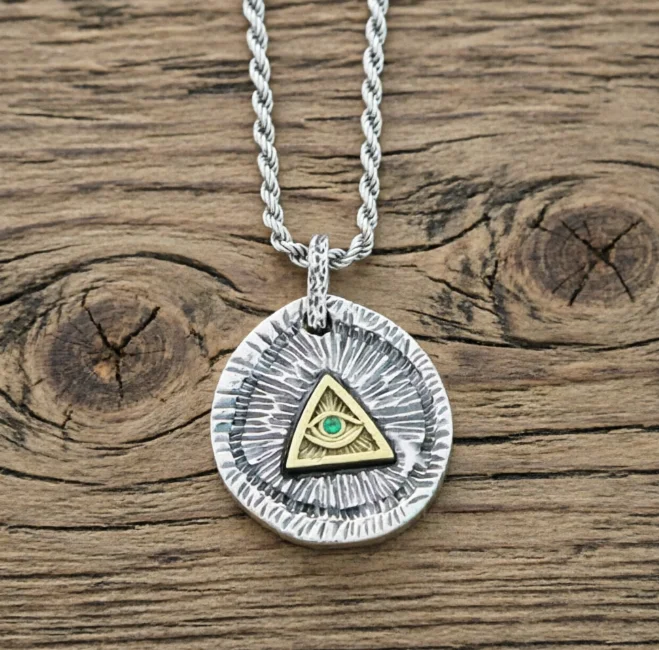God's Eye Pure Silver Pendant Trendy Versatile Full Vision Eye Pendant Retro Personalized Hip Hop Men and Women Thai Silver Acce
God's Eye Pure Silver Pendant Trendy Versatile Full Vision Eye Pendant Retro Personalized Hip Hop Men and Women Thai Silver Acce