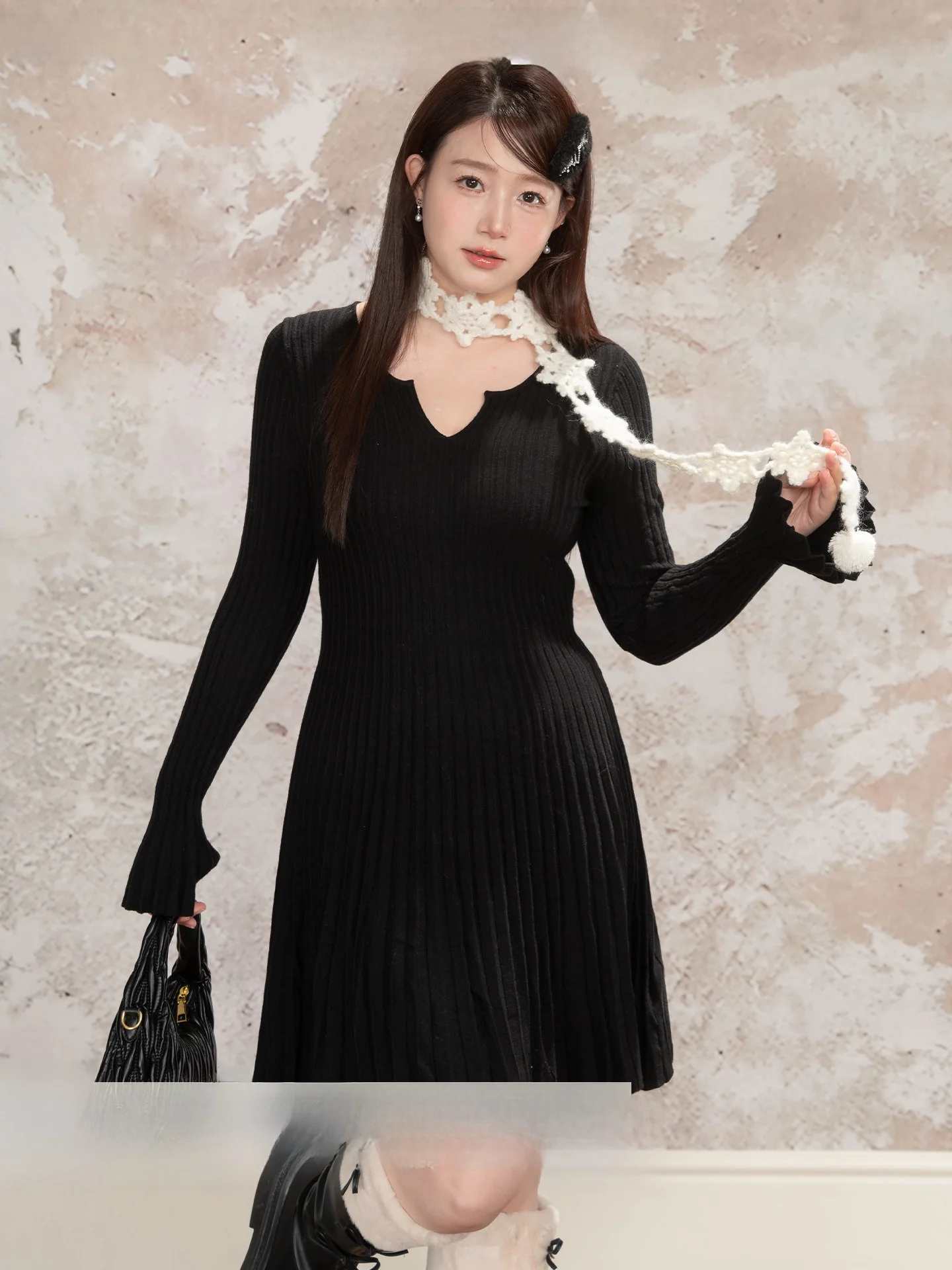 Новинка: Женское трикотажное платье больших размеров с V-образным вырезом и рукавами-колокол, осенне-зимнее, приталенное, миди, в студенческом стиле, с длинными рукавами
Новинка: Женское трикотажное платье больших размеров с V-образным вырезом и рукавами-колокол, осенне-зимнее, приталенное, миди, в студенческом стиле, с длинными рукавами