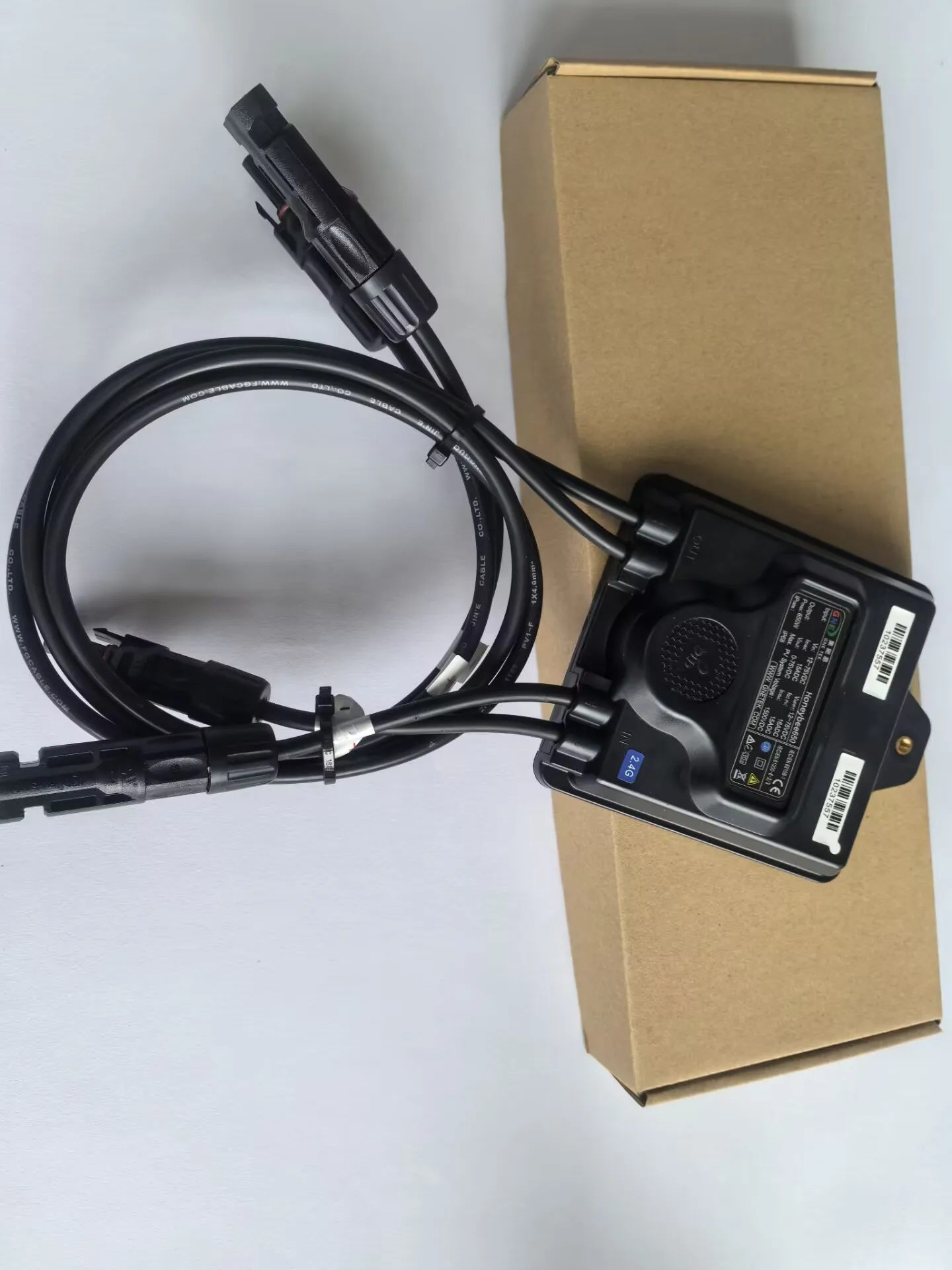 650W PV Power Optimizer MPPT 12V-75V Input Ip68 Real-time Solar Panel Monitoring Voltage-Limiting Anti-Hotspot
650W PV Power Optimizer MPPT 12V-75V Input Ip68 Real-time Solar Panel Monitoring Voltage-Limiting Anti-Hotspot