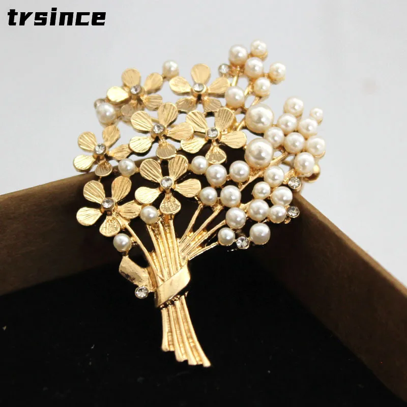 Ladies Delicate Bouquet Pearl Brooch Cute Flower Corsage Sweater Coat Suit Accessories Gift for Woman Party Wedding Brooches Pin
Ladies Delicate Bouquet Pearl Brooch Cute Flower Corsage Sweater Coat Suit Accessories Gift for Woman Party Wedding Brooches Pin