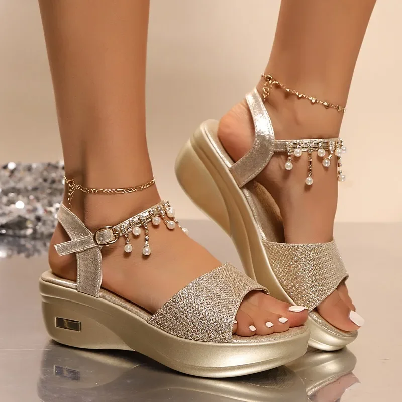 2025 New Women's Shoes Open Toe Women's Sandals Fashion String Bead Casual Sandals Women Summer Plus Size Solid Wedge Sandals
2025 New Women's Shoes Open Toe Women's Sandals Fashion String Bead Casual Sandals Women Summer Plus Size Solid Wedge Sandals