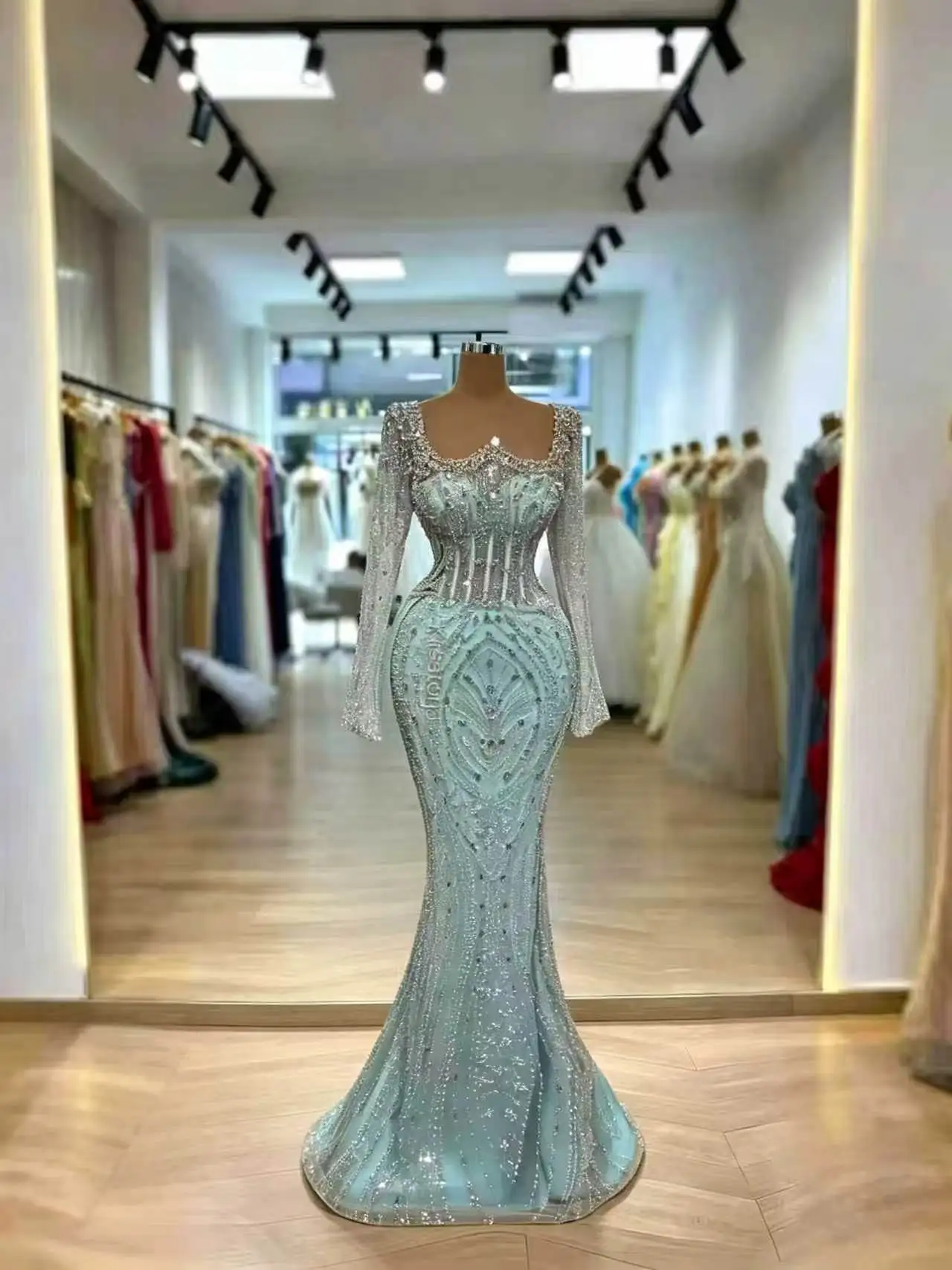 Mint Green Beaded Evening Dresses Designer Simple Prom Dresses Awards Ceremony Dresses With Crystals Robes De Soirée Customized
Mint Green Beaded Evening Dresses Designer Simple Prom Dresses Awards Ceremony Dresses With Crystals Robes De Soirée Customized