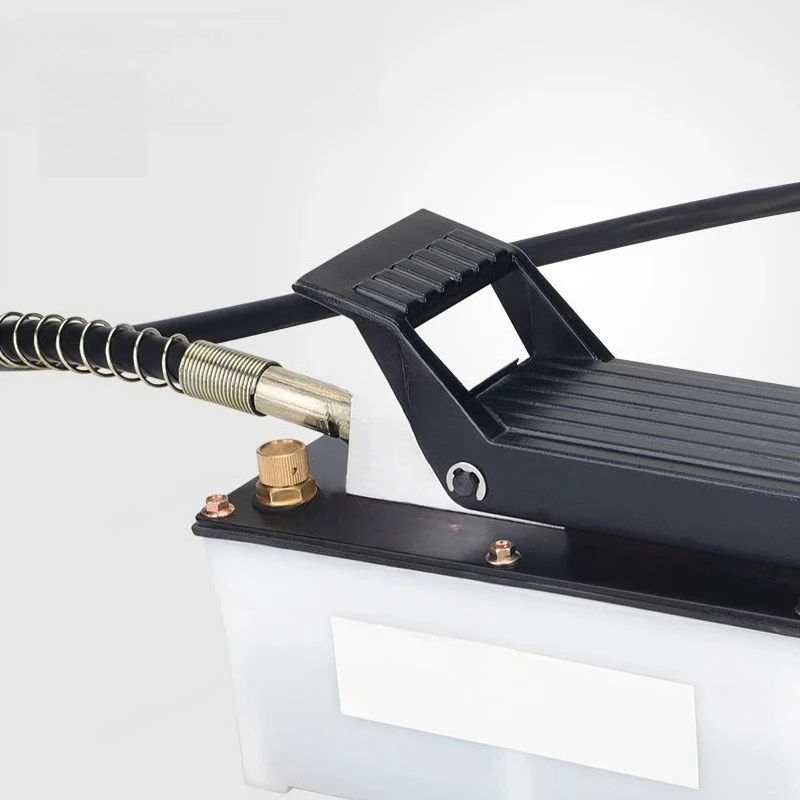 Foot Operated Pneumatic Hydraulic Pump Professional Tool for Quick Disassembly Applications
Foot Operated Pneumatic Hydraulic Pump Professional Tool for Quick Disassembly Applications