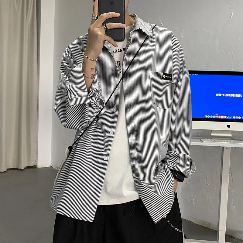 Свободная посадка в повседневную полоску Long Sve irt для мужчин с тонкой верхней одеждой Youth Faion, удобный дышащий хлопок
Свободная посадка в повседневную полоску Long Sve irt для мужчин с тонкой верхней одеждой Youth Faion, удобный дышащий хлопок