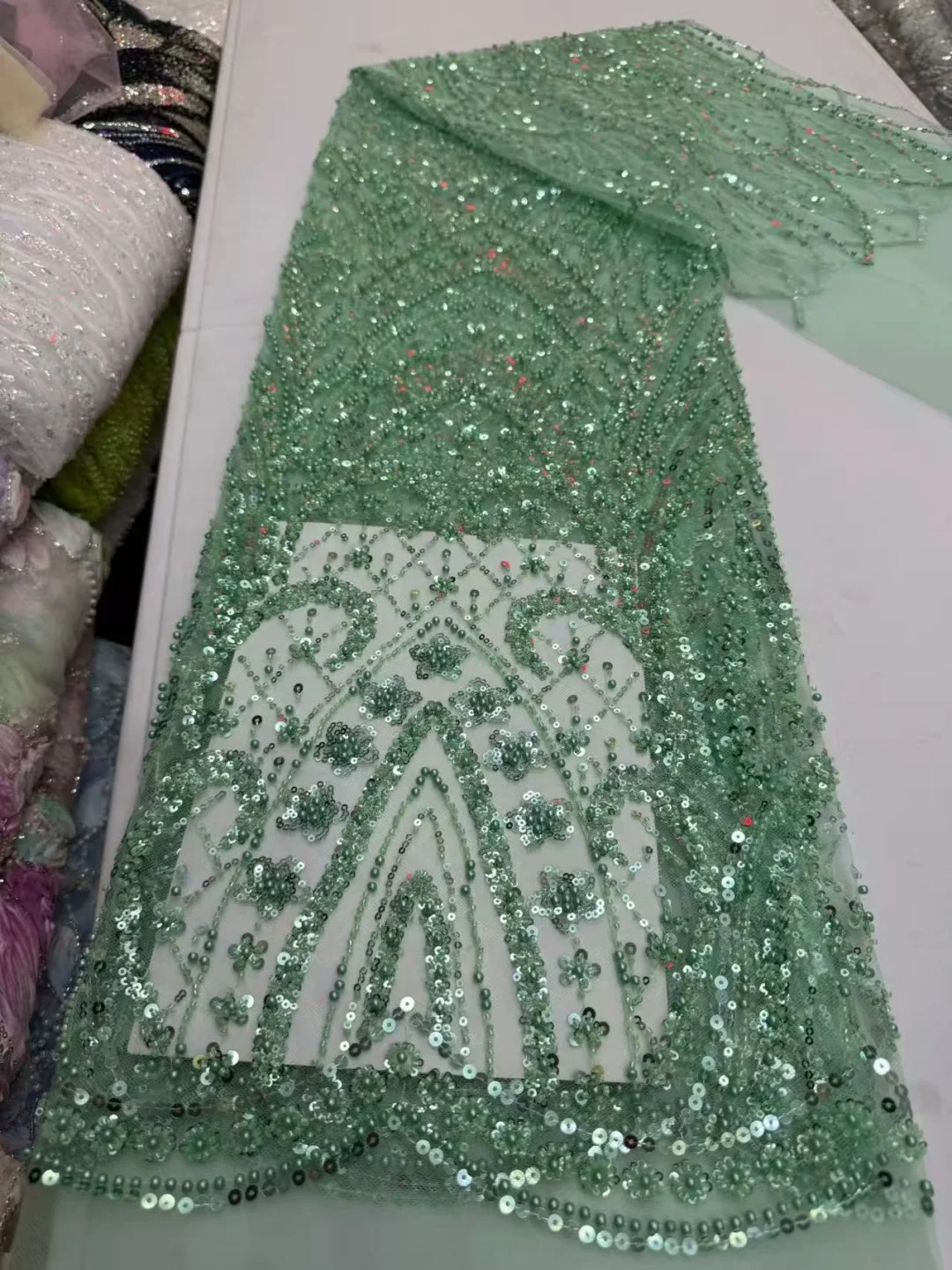 2026 African Nigerian High-Quality Sequins Tulle Lace Fabric for Prom Dresses Beads Embroidery Sewing Net Cloth Nigerian Dress
2026 African Nigerian High-Quality Sequins Tulle Lace Fabric for Prom Dresses Beads Embroidery Sewing Net Cloth Nigerian Dress