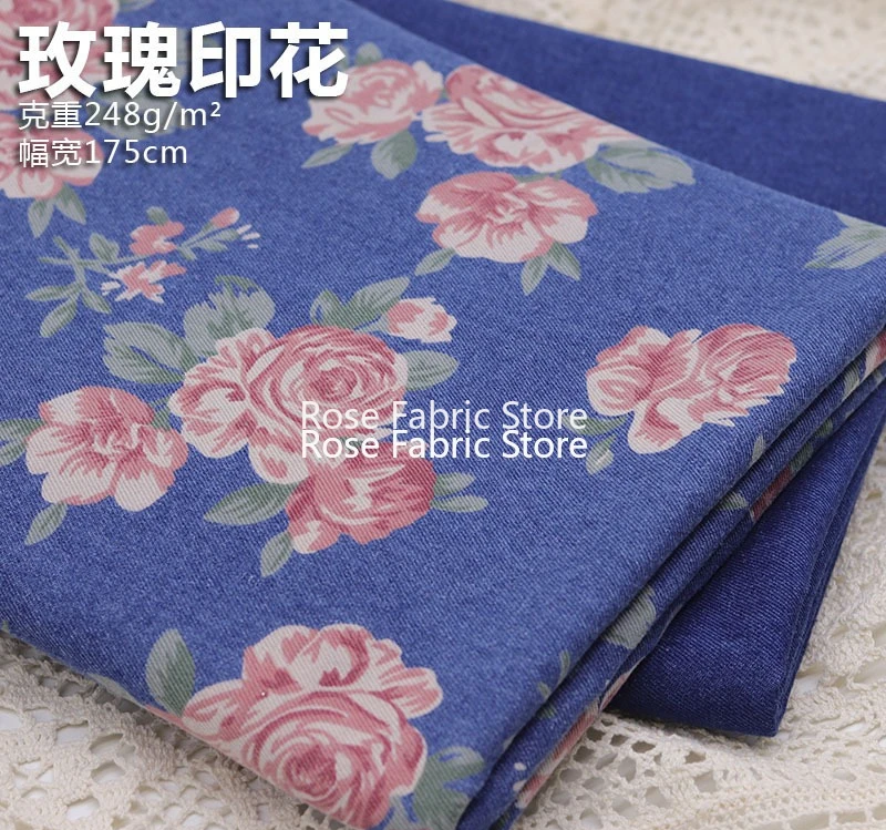 1-метровая джинсовая ткань с принтом розовых роз для джинсовых курток, джинсов, платьев и швейных материалов своими руками.
1-метровая джинсовая ткань с принтом розовых роз для джинсовых курток, джинсов, платьев и швейных материалов своими руками.
