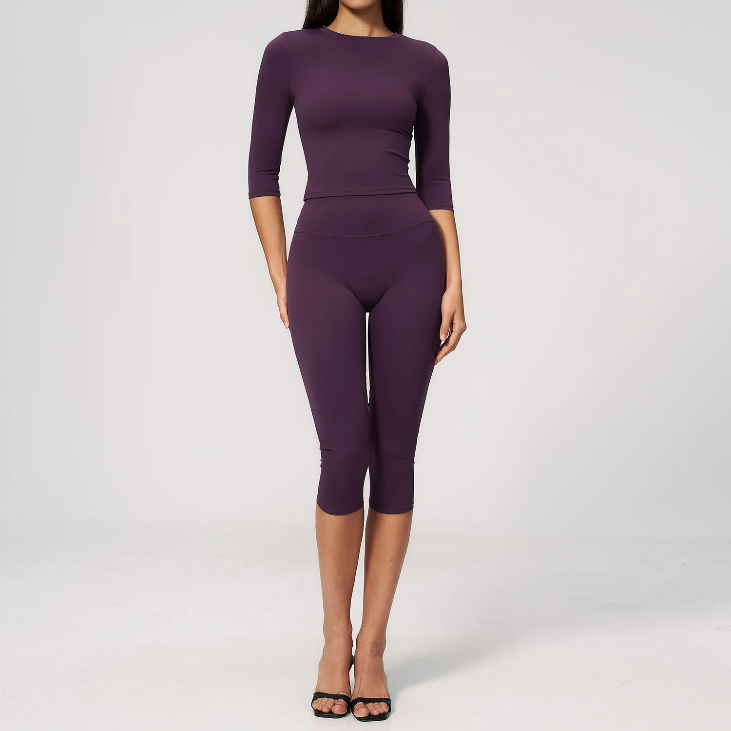 Yoga Set 2PCS Women Tracksuit Workout Suit Sportswear Gym Clothing Fitness Half Sleeve High Waist Leggings Cycling Capri Pants
Yoga Set 2PCS Women Tracksuit Workout Suit Sportswear Gym Clothing Fitness Half Sleeve High Waist Leggings Cycling Capri Pants
