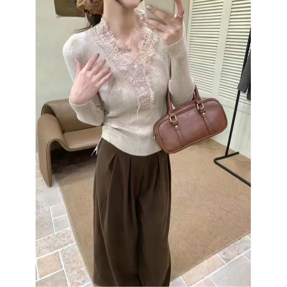 Женский длинный кружевной вязаный топ све, облегающий базовый слой, цвет V-Ne, волнистая внутренняя одежда во французском стиле
Женский длинный кружевной вязаный топ све, облегающий базовый слой, цвет V-Ne, волнистая внутренняя одежда во французском стиле