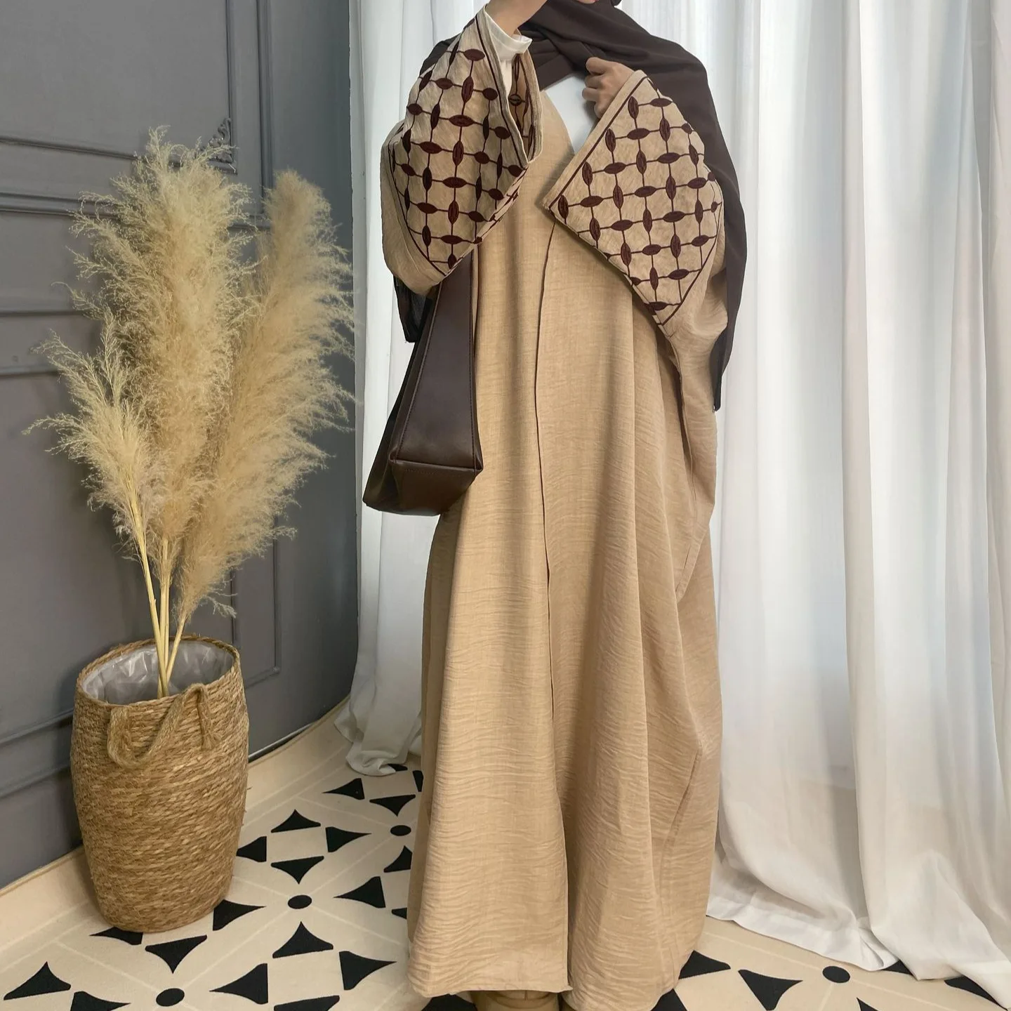 2026 Spring Summer Women's Hand Embroidered Leaf Dress Dresses Plaid Open Front Cardigan Maxi Long Gown Casual Outfit
2026 Spring Summer Women's Hand Embroidered Leaf Dress Dresses Plaid Open Front Cardigan Maxi Long Gown Casual Outfit