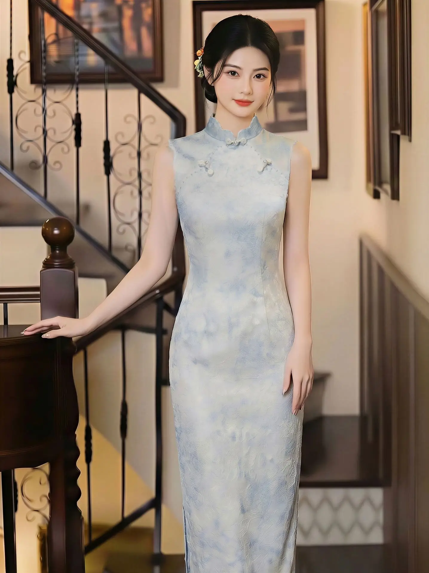 Sexy Beaded Stand Collar Sleeveless Chinese Style Suzhou Long Cheongsam Improved for Young Women's Qipao
Sexy Beaded Stand Collar Sleeveless Chinese Style Suzhou Long Cheongsam Improved for Young Women's Qipao