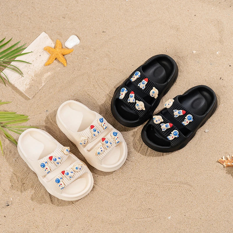 Kids Casual Slippers for Boys Girls Bathroom Shoes Indoors Soft Bottom 2026 New Fashion Children Beach Shoes Non-slip Trendy
Kids Casual Slippers for Boys Girls Bathroom Shoes Indoors Soft Bottom 2026 New Fashion Children Beach Shoes Non-slip Trendy