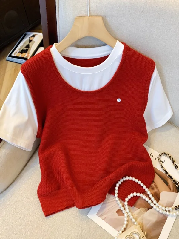 Red Knitted Vest Fake Two-Piece Short-Sleeve T-Shirt Layering High-End Feeling Women's Music Festival Outfit Casual Style
Red Knitted Vest Fake Two-Piece Short-Sleeve T-Shirt Layering High-End Feeling Women's Music Festival Outfit Casual Style