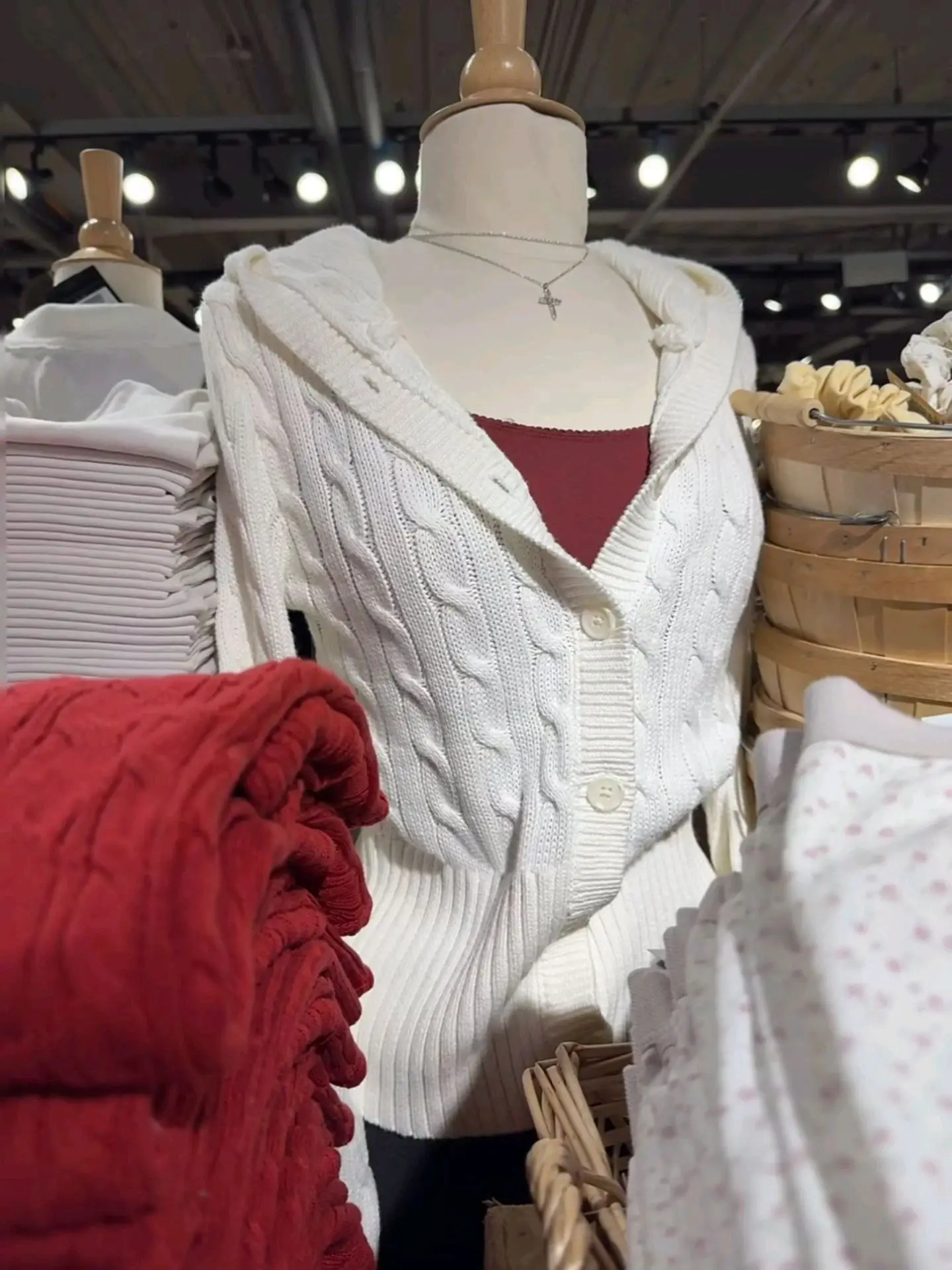 White Twisted Hoodies Cardigan Sweater Women Long Sleeve Single Breasted Knitwear Preppy Style Casual Slim Knit Outerwear Autumn
White Twisted Hoodies Cardigan Sweater Women Long Sleeve Single Breasted Knitwear Preppy Style Casual Slim Knit Outerwear Autumn