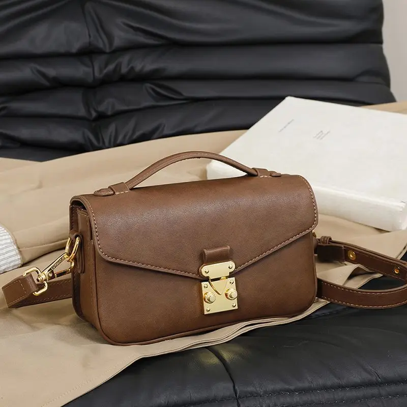 Роскошная квадратная сумка 2024, шикарная женская сумка через плечо, модная сумка через плечо, минималистичная сумка «день-ночь», элегантная сумка с верхней ручкой
Роскошная квадратная сумка 2024, шикарная женская сумка через плечо, модная сумка через плечо, минималистичная сумка «день-ночь», элегантная сумка с верхней ручкой