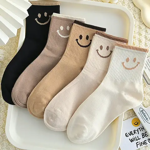 Chaussettes unisexes en coton avec visage souriant pour femmes, Harajuku, Kawaii, mignon, drôle, printemps, été, heureux, décontracté, Streetwear