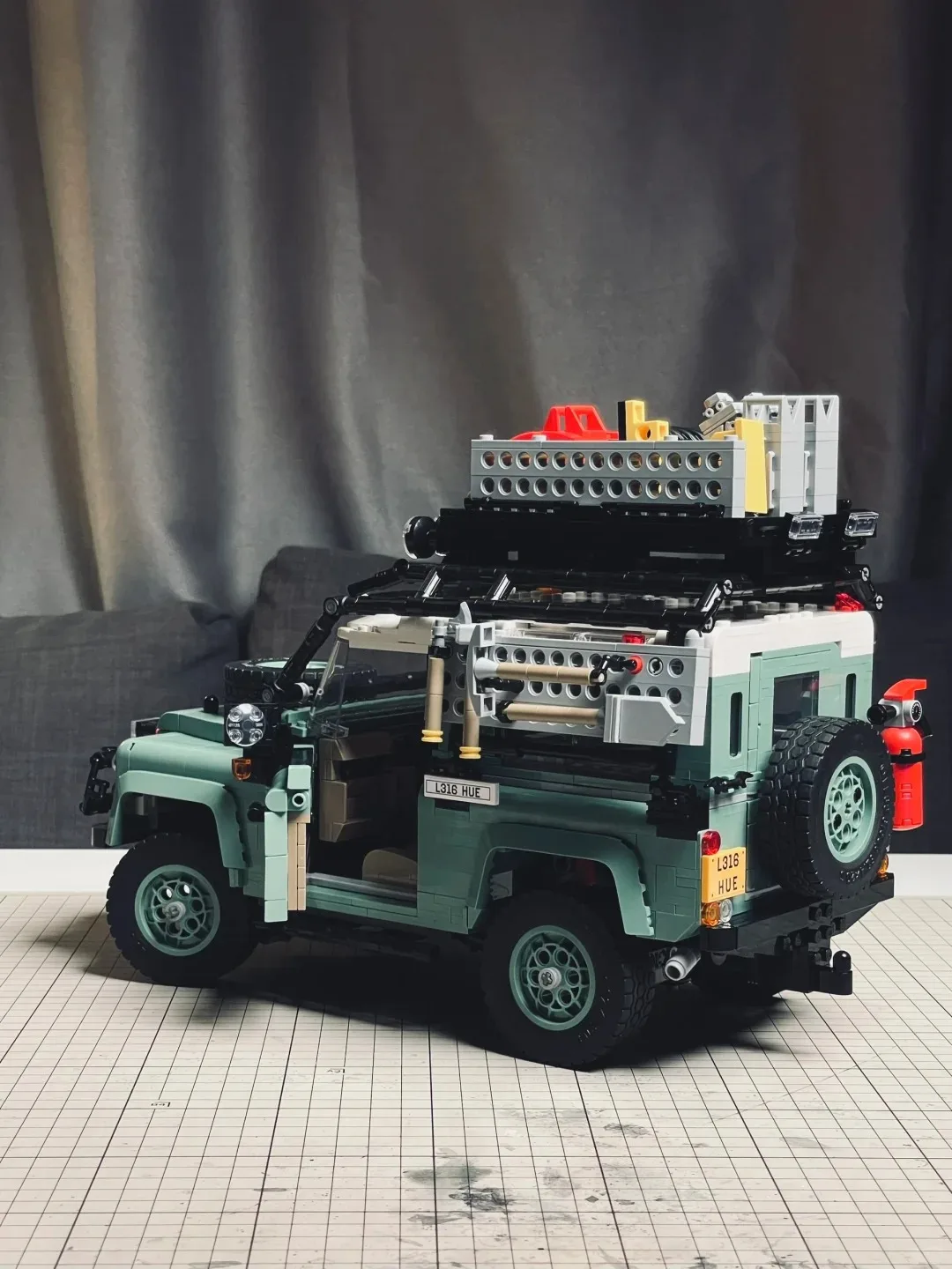 2336PCS Off-Road Vehicle Building Kit - Classic 4x4 Adventure Model, DIY All-Terrain Blocks for Adults 18+
2336PCS Off-Road Vehicle Building Kit - Classic 4x4 Adventure Model, DIY All-Terrain Blocks for Adults 18+