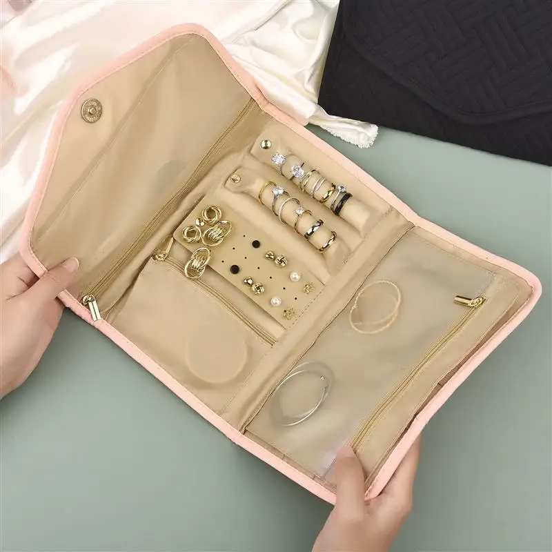 Portable Travel Jewelry Earrings Rings Diamond Necklaces Brooch Storage Bags Foldable Jewelry Storage and Organization Bags
Portable Travel Jewelry Earrings Rings Diamond Necklaces Brooch Storage Bags Foldable Jewelry Storage and Organization Bags