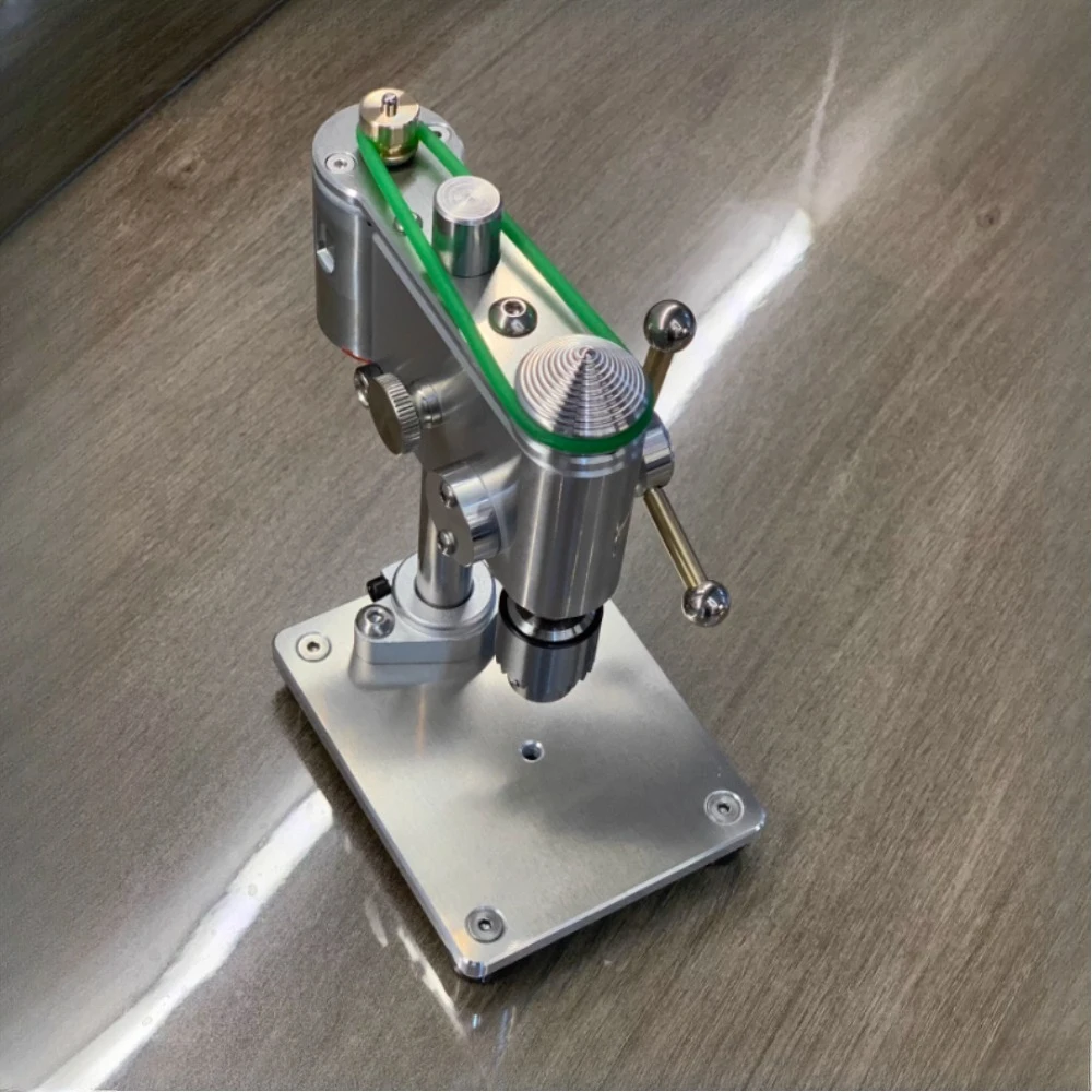 Mini Bench Drill Clock Drilling Repair Precision Tool Drilling Machine Three Jaw Chuck 0.3-4 Mm Miniature High Speed Bench Drill
Mini Bench Drill Clock Drilling Repair Precision Tool Drilling Machine Three Jaw Chuck 0.3-4 Mm Miniature High Speed Bench Drill