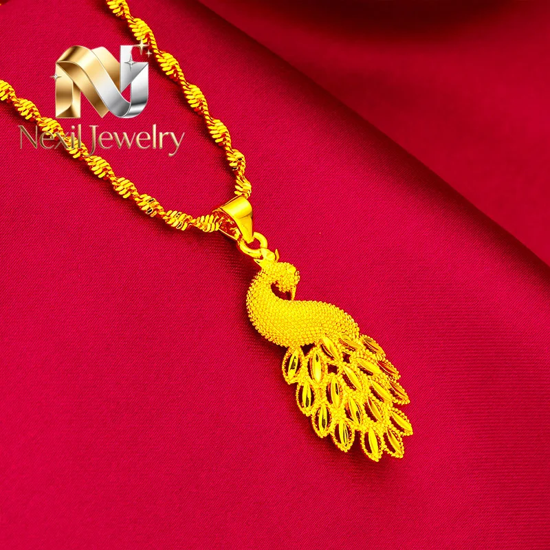 Nexil Jewelry Nexil Jewelry 24K Gold AU999 Women's Peacock Pendant Necklace - Gradient Gold Feathers + Gold Foil Tips, Chain
Nexil Jewelry Nexil Jewelry 24K Gold AU999 Women's Peacock Pendant Necklace - Gradient Gold Feathers + Gold Foil Tips, Chain