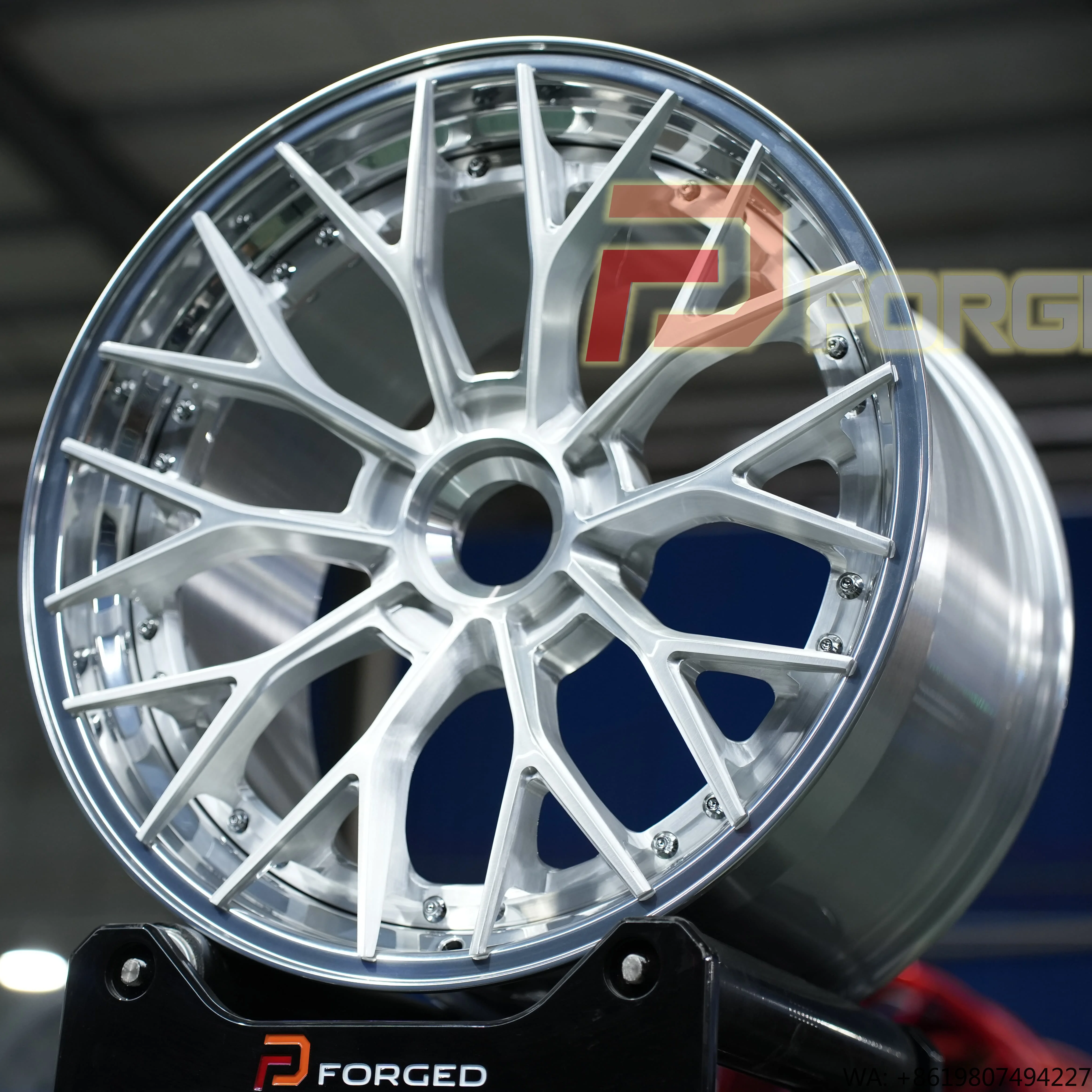 Center-Lock Wheels for 812 488 GTB Aventador SVJ URUS Huracan 911 991 991.2 765LT 720s 570s
Center-Lock Wheels for 812 488 GTB Aventador SVJ URUS Huracan 911 991 991.2 765LT 720s 570s