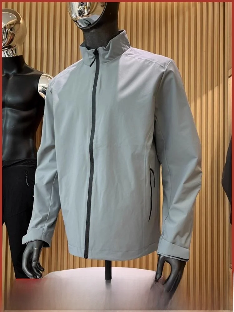 High-End Busin Travel Men's Outdoor Windproof Waterproof Stand Collar Sport Jaet Coat Stand Fit Zipper Sve Design
High-End Busin Travel Men's Outdoor Windproof Waterproof Stand Collar Sport Jaet Coat Stand Fit Zipper Sve Design