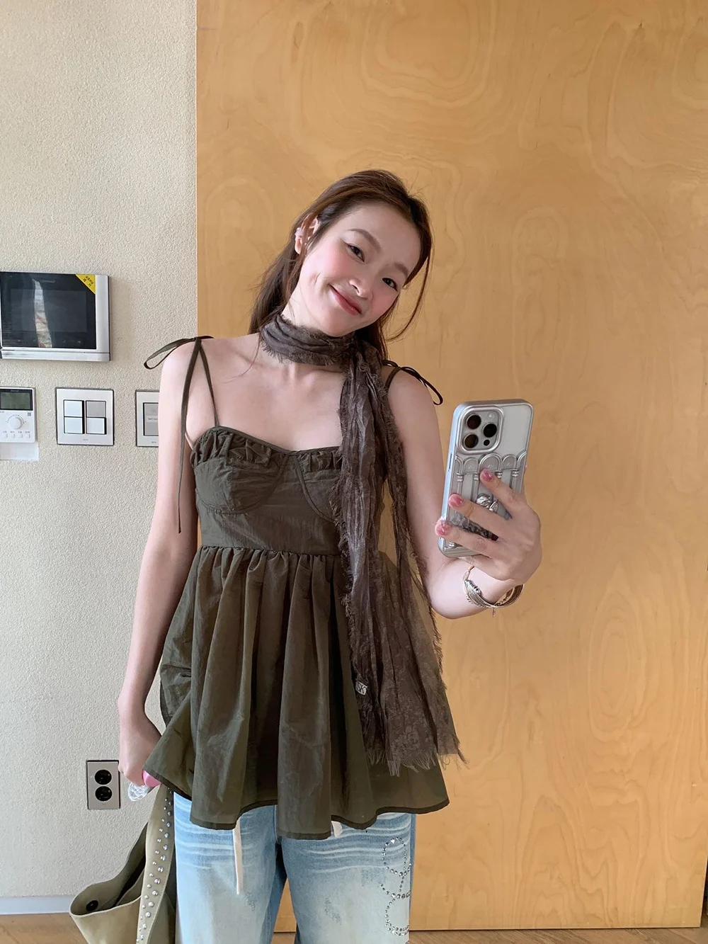 Summer New Pure Desire High Waist Slim Fit Backless Strapless Tube Top Women's Fashion Korean Style Loose Fit Vest Top
Summer New Pure Desire High Waist Slim Fit Backless Strapless Tube Top Women's Fashion Korean Style Loose Fit Vest Top