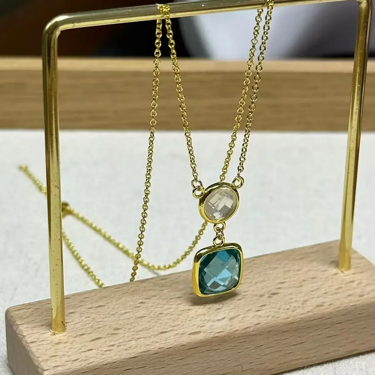 Original Design Candy Color Crystal Customized Pendant Necklace for Women 45cm Gold Plated
Original Design Candy Color Crystal Customized Pendant Necklace for Women 45cm Gold Plated