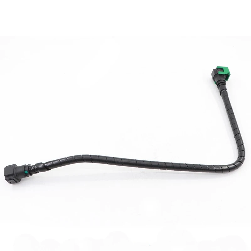 Oil Inlet Nylon Pipe Assembly for BYD F3 F3R G3 L3 S6 G3R SURUUI 473 Engine Oil Inlet Pipe 10561325-00 IB5-1104180-C1
Oil Inlet Nylon Pipe Assembly for BYD F3 F3R G3 L3 S6 G3R SURUUI 473 Engine Oil Inlet Pipe 10561325-00 IB5-1104180-C1