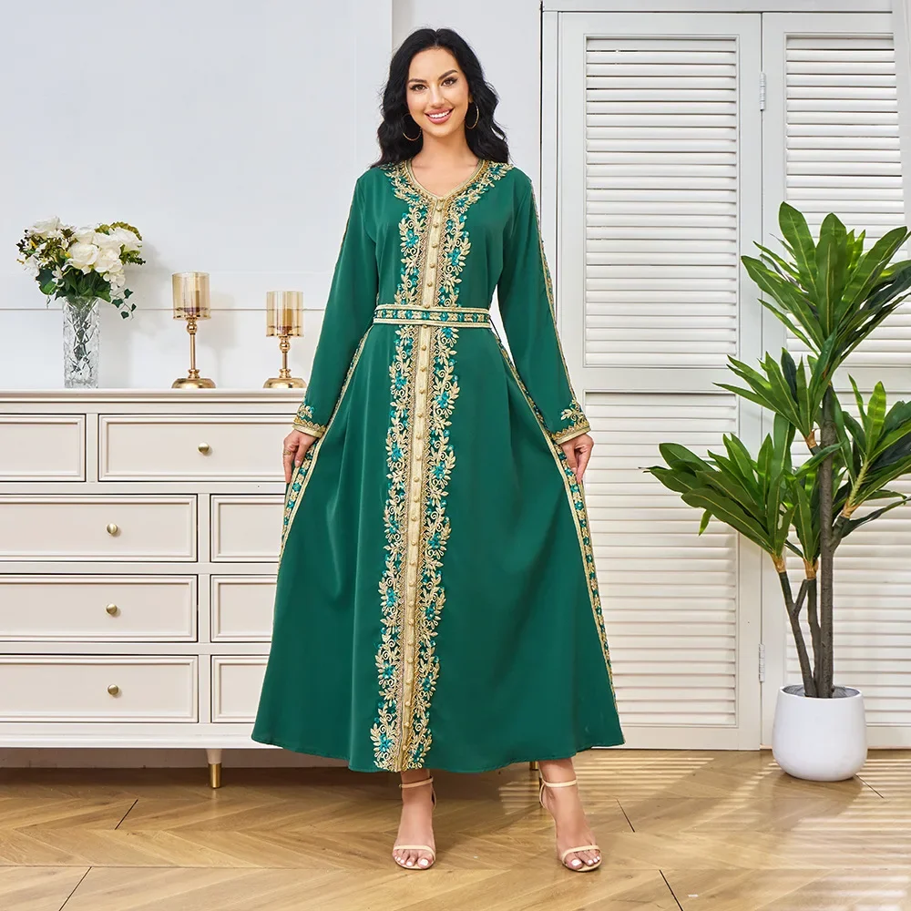 New Styles of Women's Clothing in The Middle East: Muslim Robes. Embroidered and Beaded Dresses and Gowns From Dubai, Arabia.
New Styles of Women's Clothing in The Middle East: Muslim Robes. Embroidered and Beaded Dresses and Gowns From Dubai, Arabia.