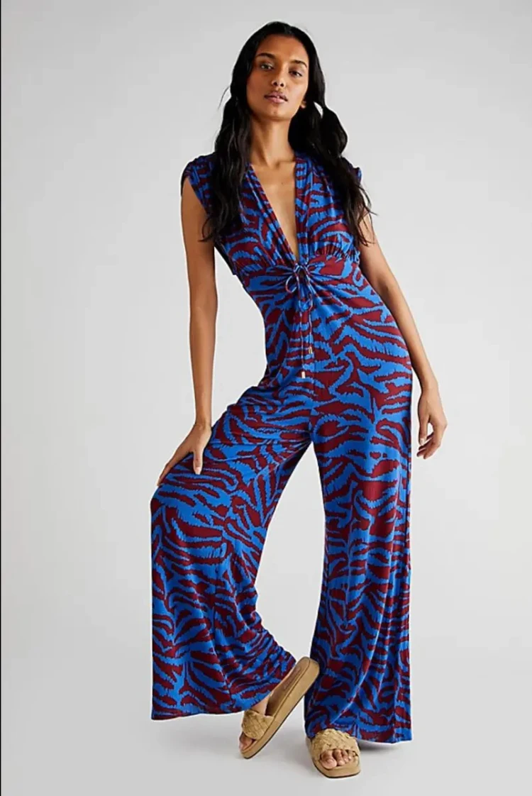 Ultra Comfortable Bomi Print Cotton One-Piece Wide Leg Jumpsuit with Back Tie Design Classic Street Style Long Pants
Ultra Comfortable Bomi Print Cotton One-Piece Wide Leg Jumpsuit with Back Tie Design Classic Street Style Long Pants