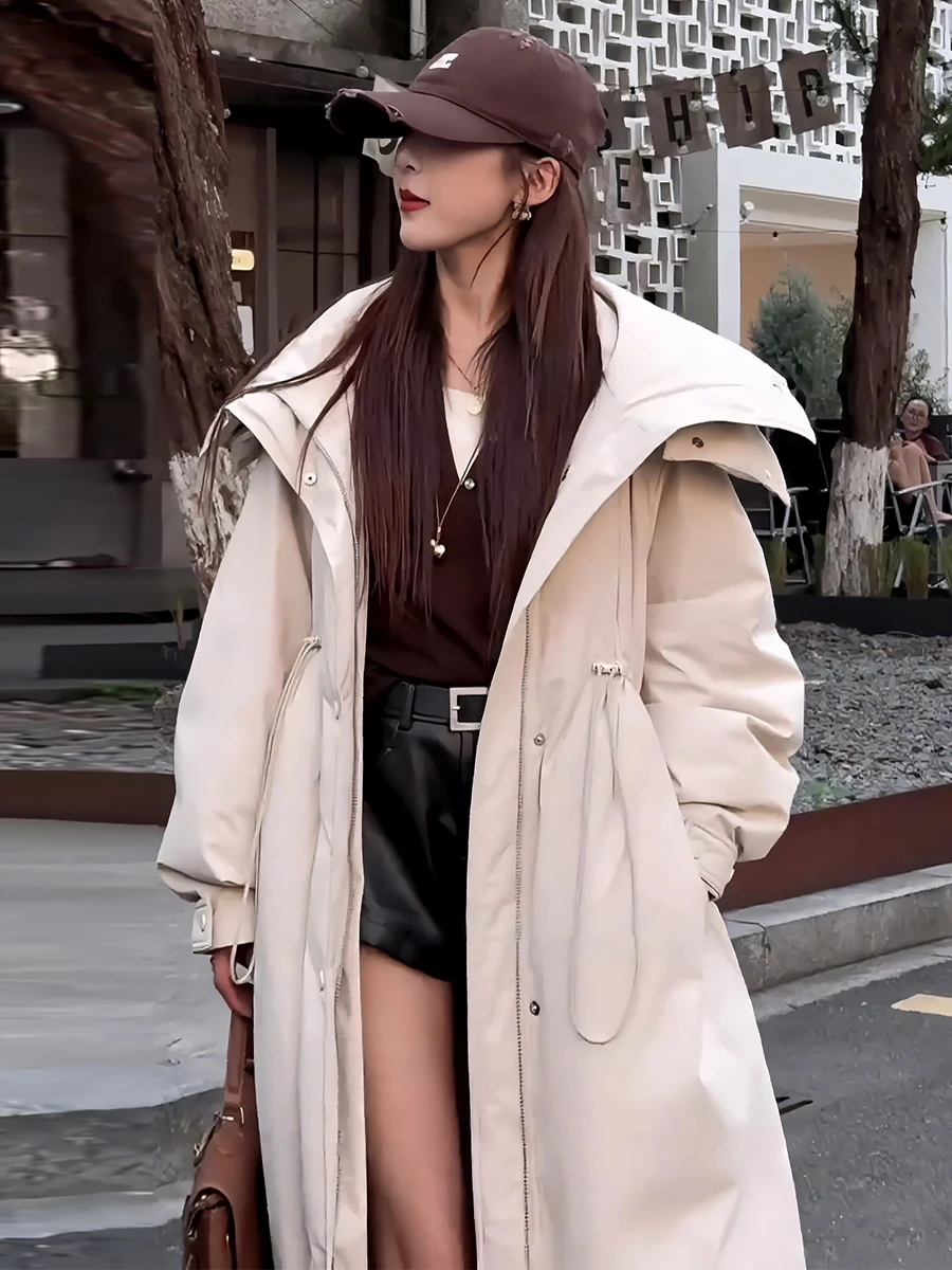 Модное длинное зимнее пальто из белого пуха для женщин, стильный дизайн, для повседневной носки, с капюшоном, верхняя одежда
Модное длинное зимнее пальто из белого пуха для женщин, стильный дизайн, для повседневной носки, с капюшоном, верхняя одежда