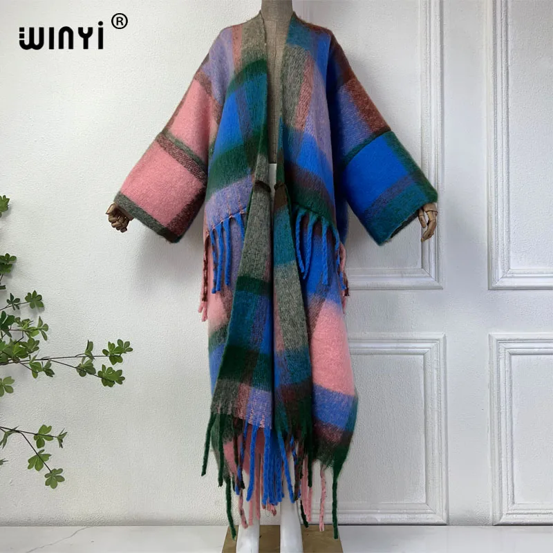 WINYI winter kimono Women African Plaid print Luxury Fur Neutral coat tassel cardigan Warm Female dress winter outfits for women
WINYI winter kimono Women African Plaid print Luxury Fur Neutral coat tassel cardigan Warm Female dress winter outfits for women
