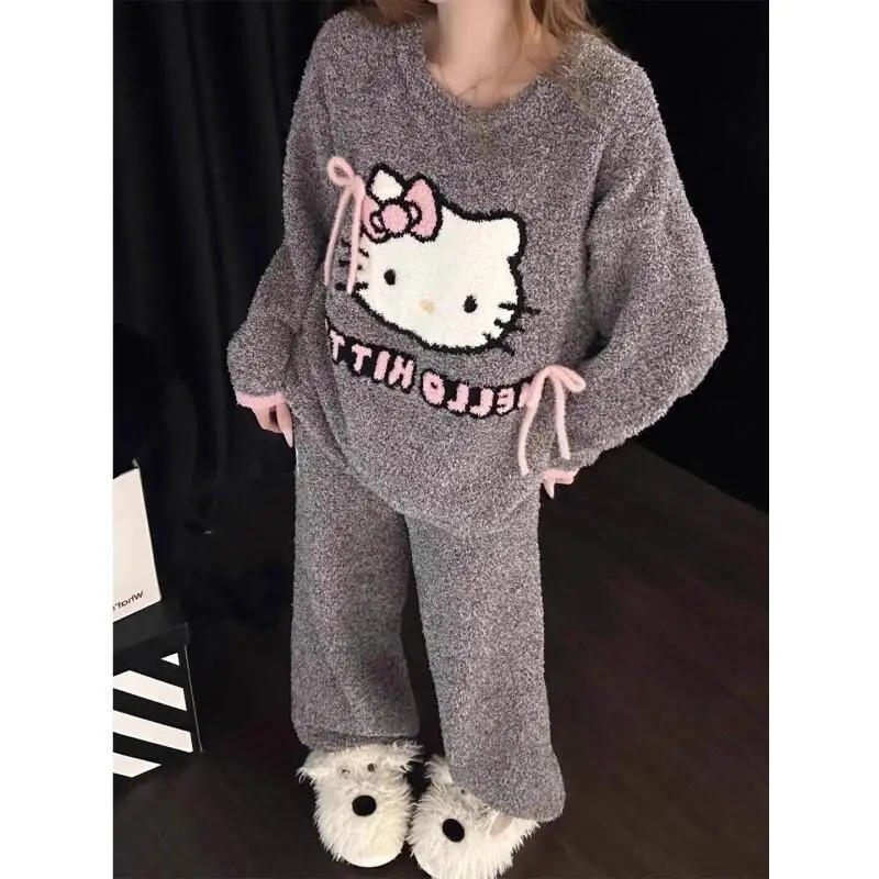 Комплект пижам Sanrio Hello Kitty, темно-серый, из флиса шерпа, с длинными рукавами, на флисовой подкладке, утолщенный, новый, зимний, женский, для дома и отдыха
Комплект пижам Sanrio Hello Kitty, темно-серый, из флиса шерпа, с длинными рукавами, на флисовой подкладке, утолщенный, новый, зимний, женский, для дома и отдыха