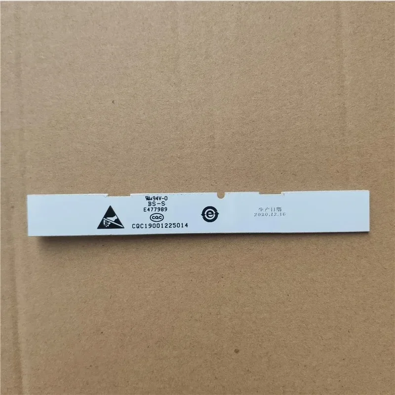 0064001827 MDDZ-176 A06 Fridge LED Strip Parts For Haier Freezer Refrigerator BCD-575WDBI Accessories
0064001827 MDDZ-176 A06 Fridge LED Strip Parts For Haier Freezer Refrigerator BCD-575WDBI Accessories