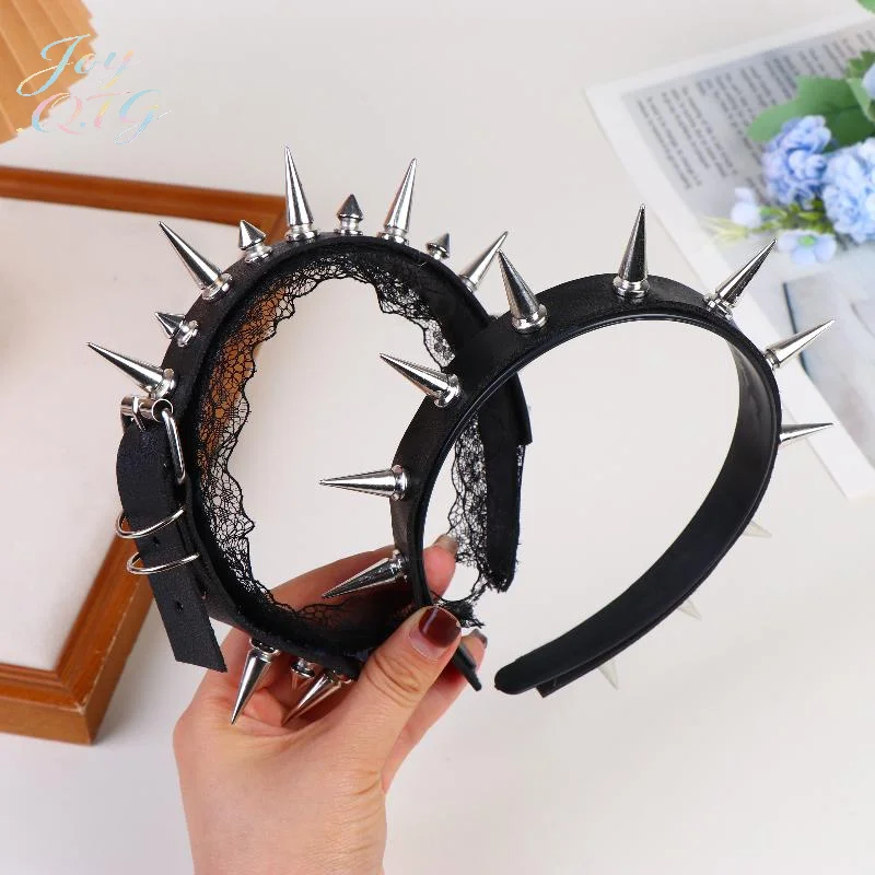 Hot Sale Fashion Gothic Punk Goth Headwear Women Headband Girls Rivets Headwear Cosplay Headdress Lace Hair Accessories
Hot Sale Fashion Gothic Punk Goth Headwear Women Headband Girls Rivets Headwear Cosplay Headdress Lace Hair Accessories