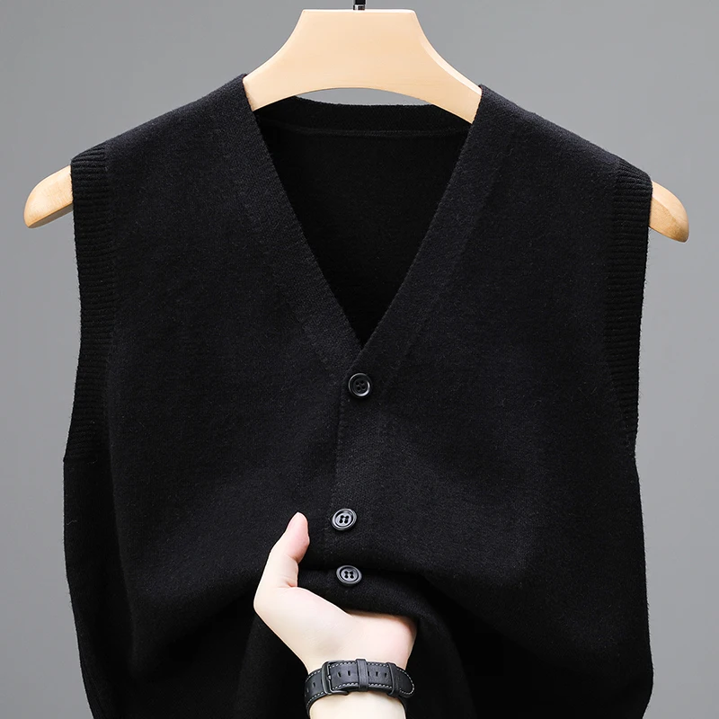 Men's Spring and Autumn Sleeveless Vest Sweater Cardigan Outerwear Pullover Knitwear
Men's Spring and Autumn Sleeveless Vest Sweater Cardigan Outerwear Pullover Knitwear