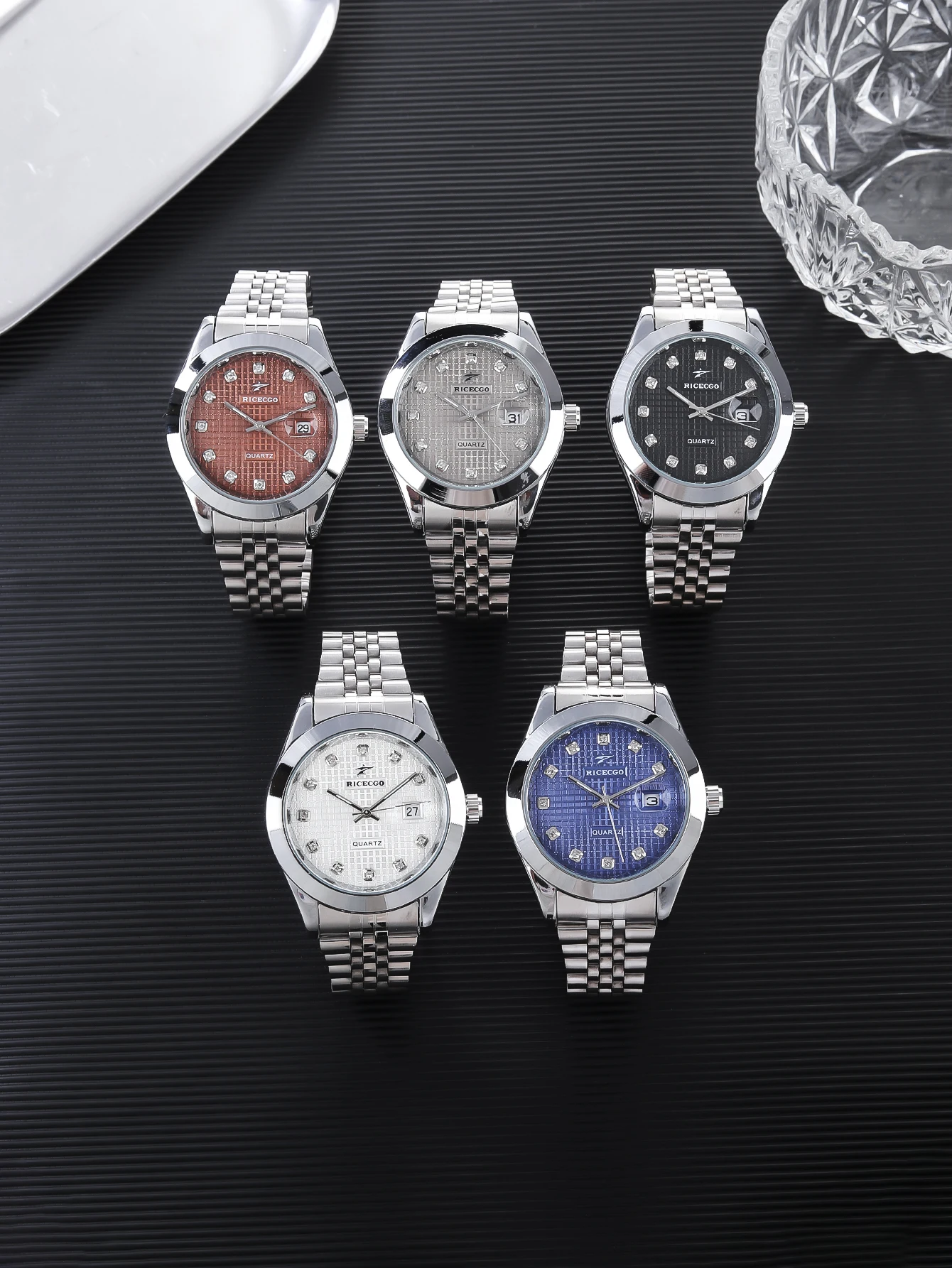 Ricecgo 1 шт. Мужские классические кварцевые часы — деловой стиль, круглый циферблат, шкала со стразами, дисплей календаря, ремешок из нержавеющей стали, кварцевый механизм, идеальный подарок для повседневного ношения, дня рождения или особых случаев, под
Ricecgo 1 шт. Мужские классические кварцевые часы — деловой стиль, круглый циферблат, шкала со стразами, дисплей календаря, ремешок из нержавеющей стали, кварцевый механизм, идеальный подарок для повседневного ношения, дня рождения или особых случаев, под