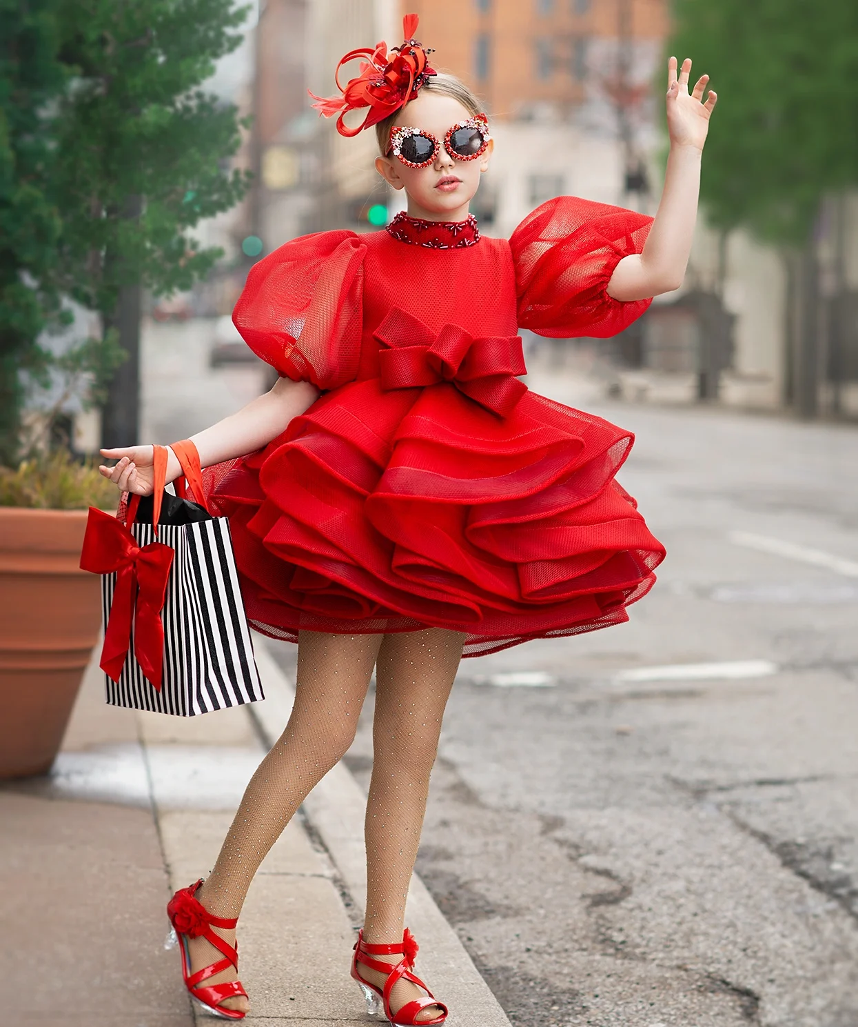 Fashion Red Girls Princess Dress High Neck Big Bow Wedding Gown Baby Infant Birthday Party Kids Dresses
Fashion Red Girls Princess Dress High Neck Big Bow Wedding Gown Baby Infant Birthday Party Kids Dresses