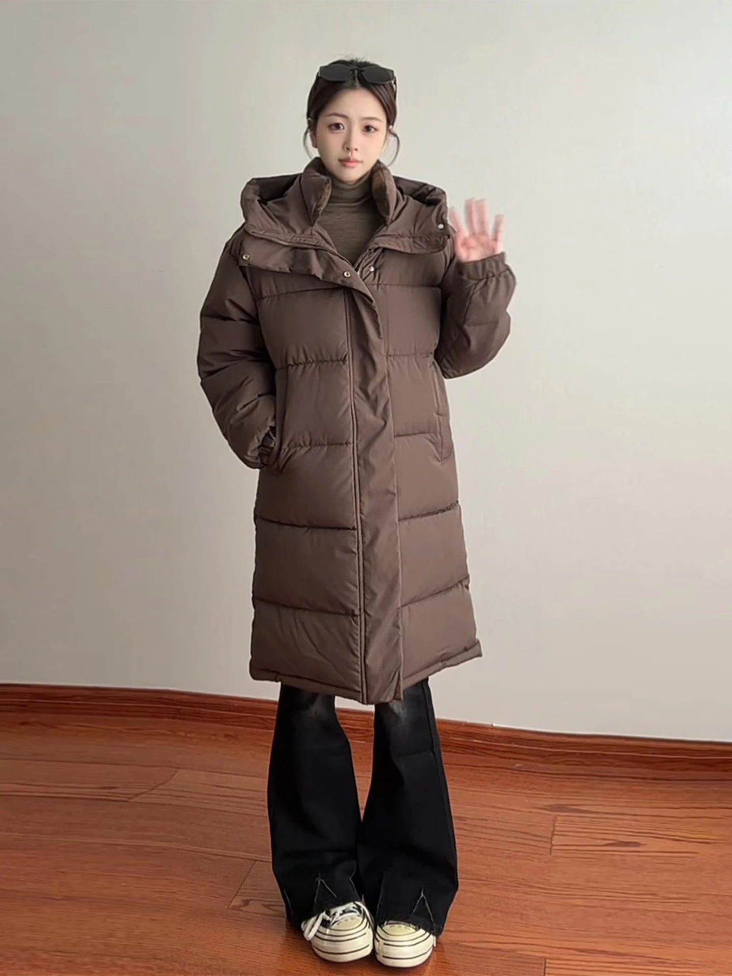 Мужское зимнее пальто цвета хаки с капюшоном, средней длины, утепленное, ниже колена, в американском стиле, теплое, молодежное, модное
Мужское зимнее пальто цвета хаки с капюшоном, средней длины, утепленное, ниже колена, в американском стиле, теплое, молодежное, модное