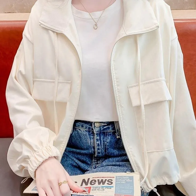 Workwear Women's Short Coat Spring Autumn 2025 New Female Loose Casual Coat Windbreaker Short Joker Jacket Cardigan Overcoat
Workwear Women's Short Coat Spring Autumn 2025 New Female Loose Casual Coat Windbreaker Short Joker Jacket Cardigan Overcoat