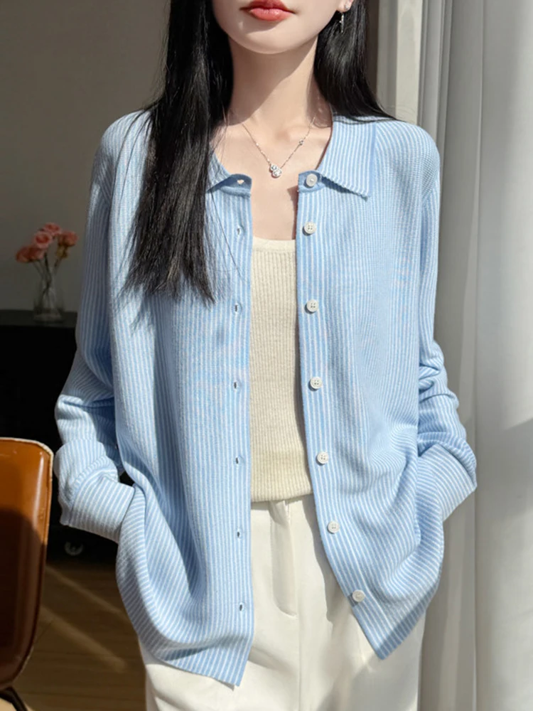 Flip Collar Long Sleeved Thin Knit Cardigan For Women Spring Loose Fashion Versatile Jacket Simple Style Commuting Female Top
Flip Collar Long Sleeved Thin Knit Cardigan For Women Spring Loose Fashion Versatile Jacket Simple Style Commuting Female Top