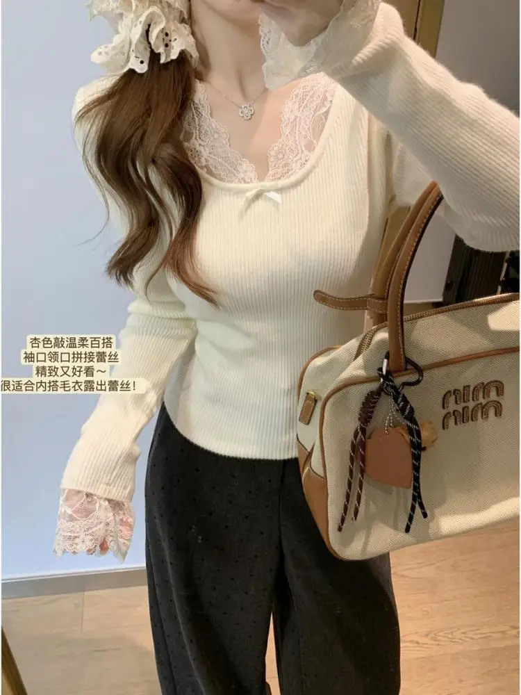 Autumn Winter New Solid Patchwork Lace Knitted Pullover Sweater Korean Vintage Women's V Neck Long Sleeved Versatile Bow Tops
Autumn Winter New Solid Patchwork Lace Knitted Pullover Sweater Korean Vintage Women's V Neck Long Sleeved Versatile Bow Tops