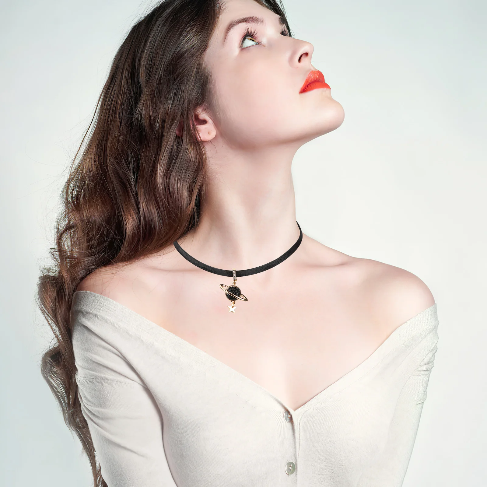 Fashion Rhinestone Pendant Choker Necklace For Women Adjustable Clavicle Chain Dangle Jewelry Gift Simple 
Fashion Rhinestone Pendant Choker Necklace For Women Adjustable Clavicle Chain Dangle Jewelry Gift Simple