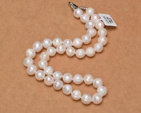 Genuine 8-9 MM white Freshwater pearl Necklace Jewellery 925 silver
Genuine 8-9 MM white Freshwater pearl Necklace Jewellery 925 silver